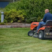 turf-grass-mower-man